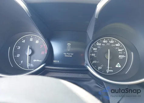 2017 Alfa Romeo Giulia Quadrifoglio Rwd z USA, uszkodzony, nr VIN ZARFAEAV8H7545385